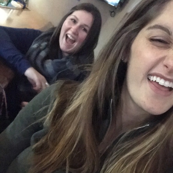 Meet your Posher, Aleesha - Picture 5 of 7